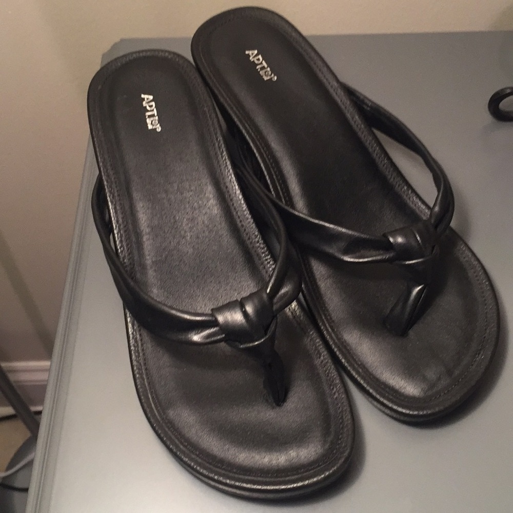 Black slip on sandles
